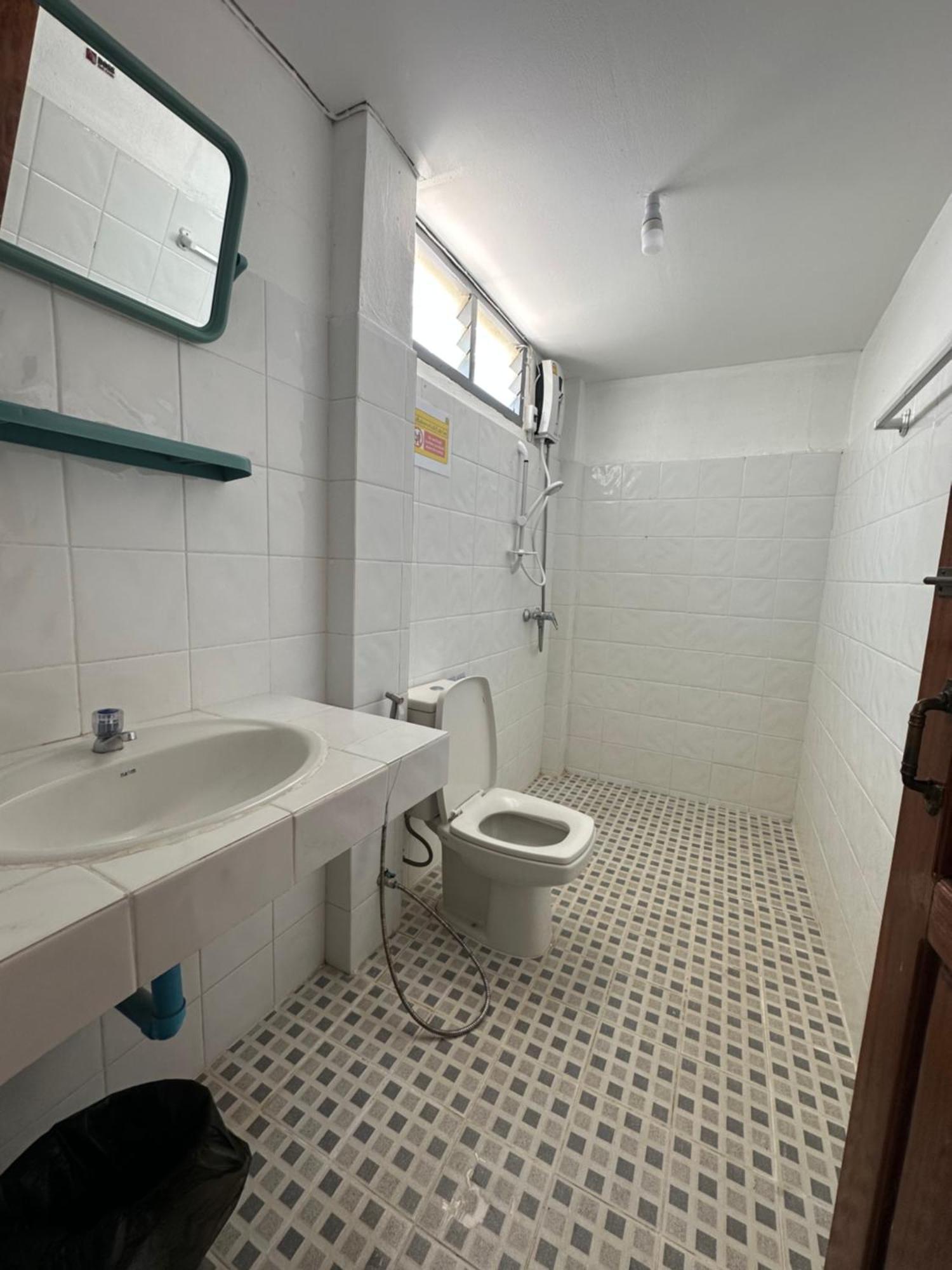 Thadan Guest House Ban Houayxay Ngoại thất bức ảnh
